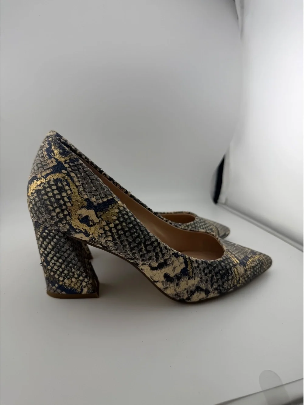 Charles David Arsenal Point Toe Block Pump - Light Lilac Metallic Snakeskin